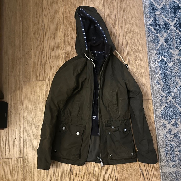 Barbour Classic Beadnell jacket with detachable hood